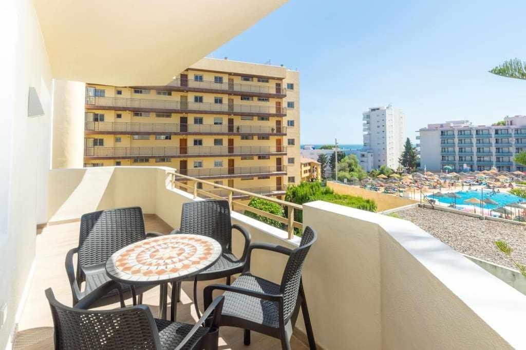 Santa Marta al lado de todos los servicios y de la playa Benalmádena Exterior foto